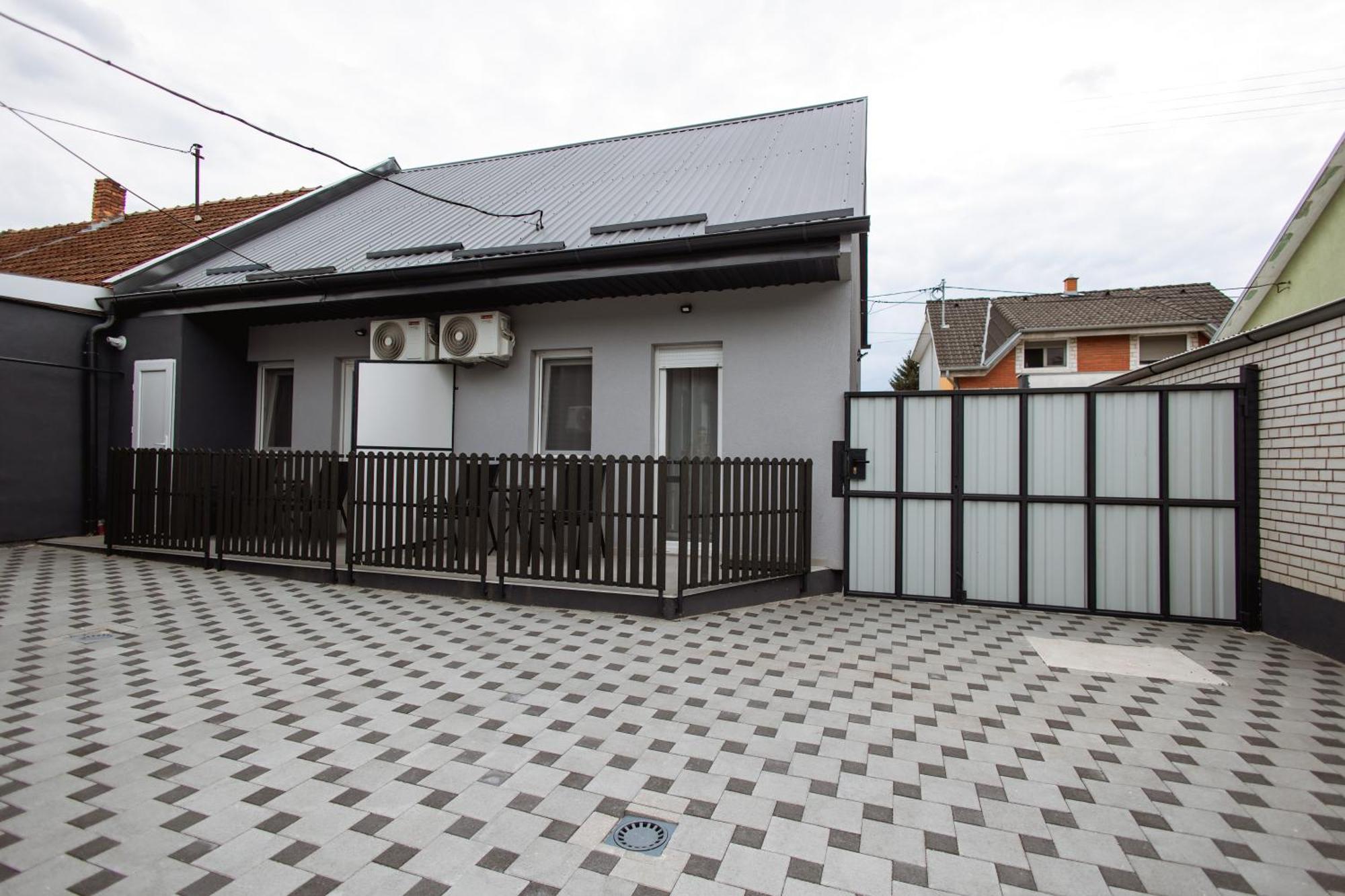 Cozy Studio Apartment In Osijek - Self Check In Экстерьер фото